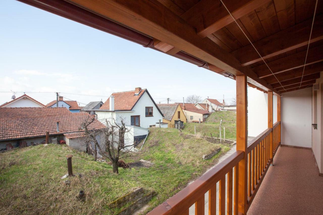 Sklípek Vinařství Paul Hotel Velké Bílovice Exterior foto