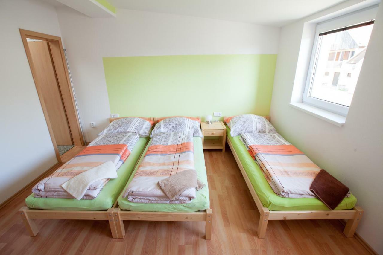 Sklípek Vinařství Paul Hotel Velké Bílovice Exterior foto